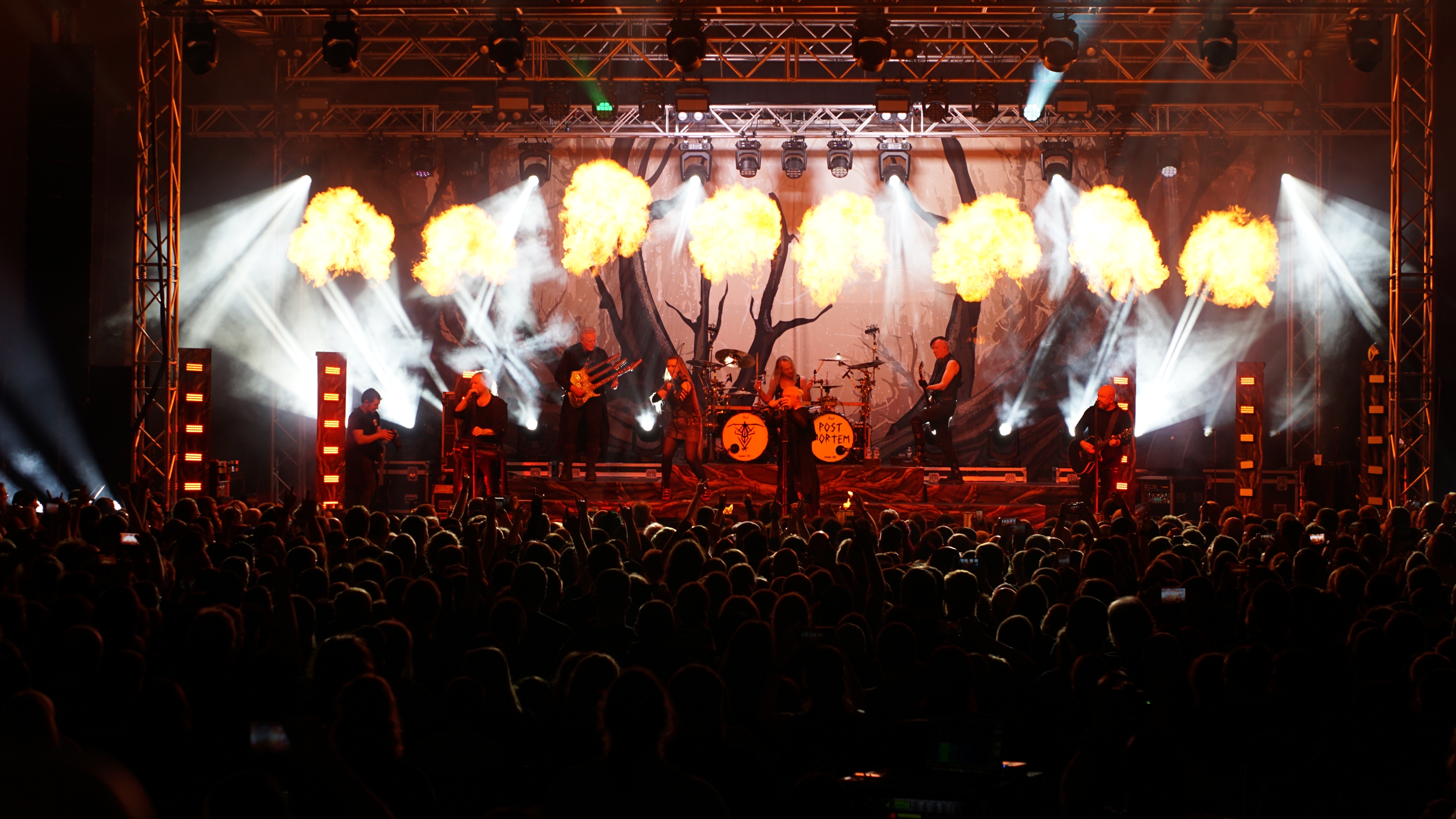 nochmals StS mit Pyrotechnik