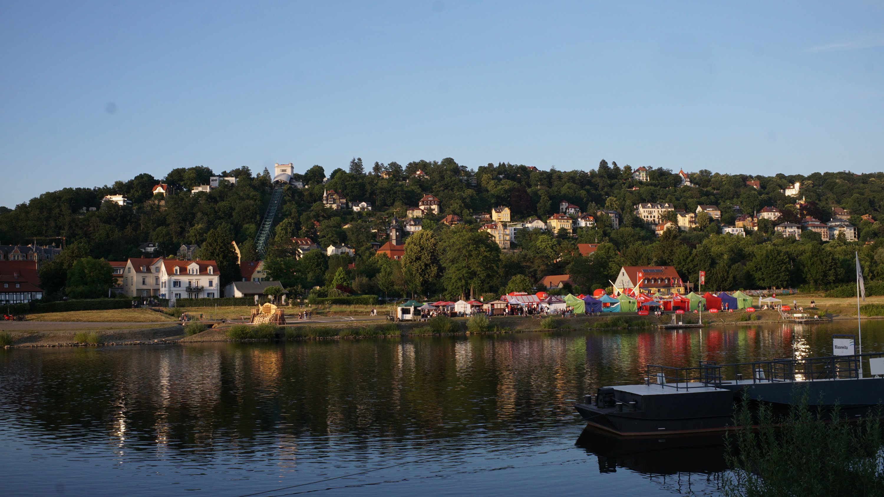 Anleger und Fest 