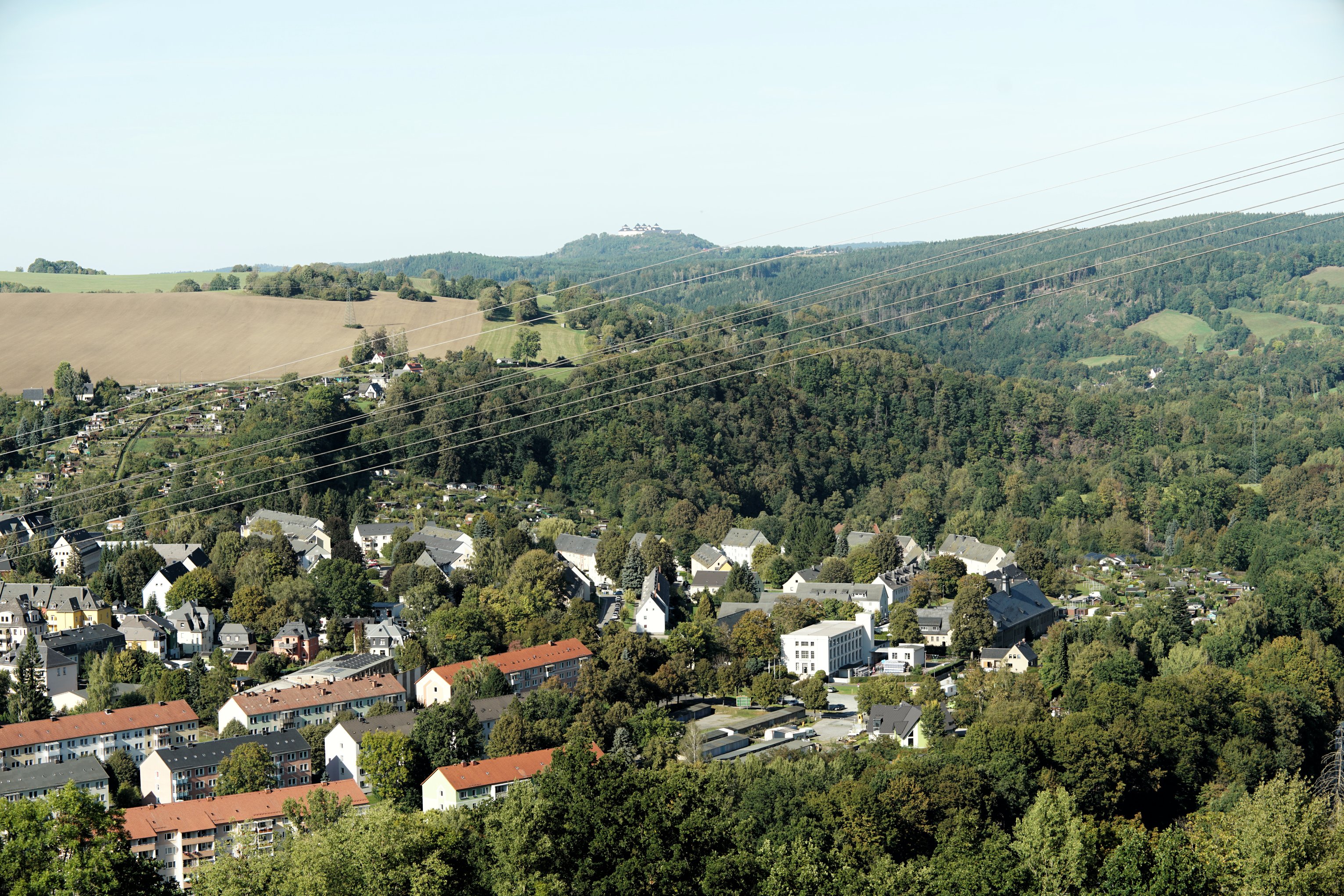 Zschopautal mit Augustusburg im Hintergrund 