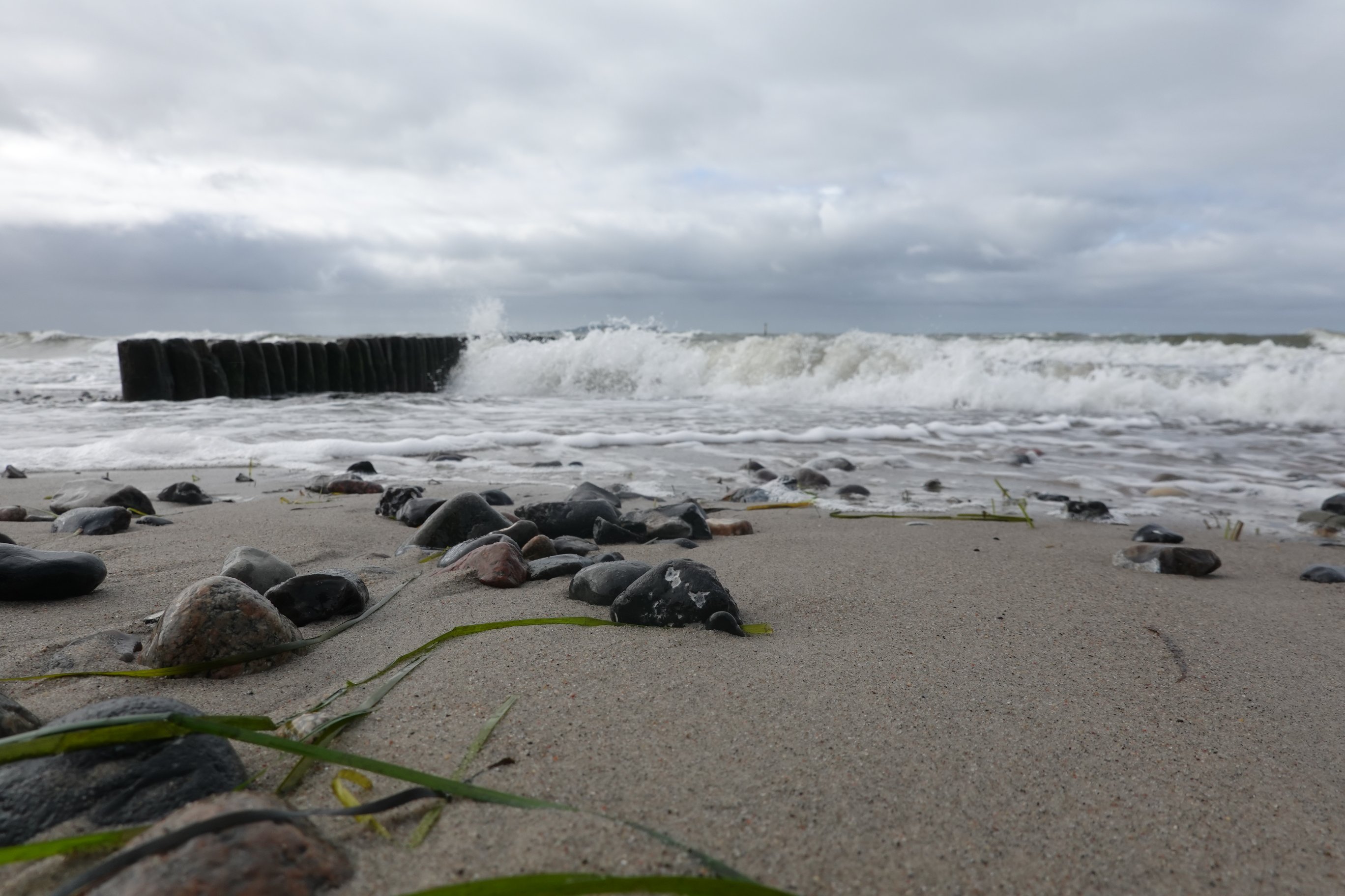 Höhere Welle rollt an